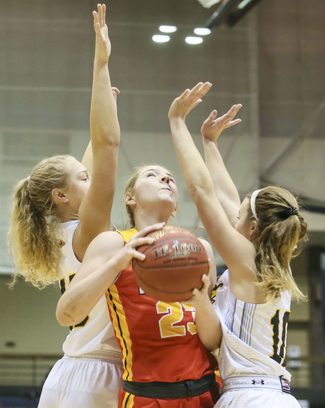 011120-qct-spt-girls-shootout-06.JPG